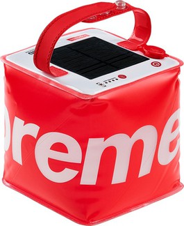 Supreme LuminAid Solar Light (SS18)