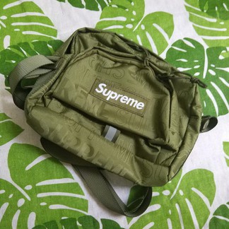 Supreme Shoulder Bag (SS19)
