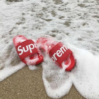Supreme Slides