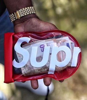 Supreme Waterproof Pouch (SS18)